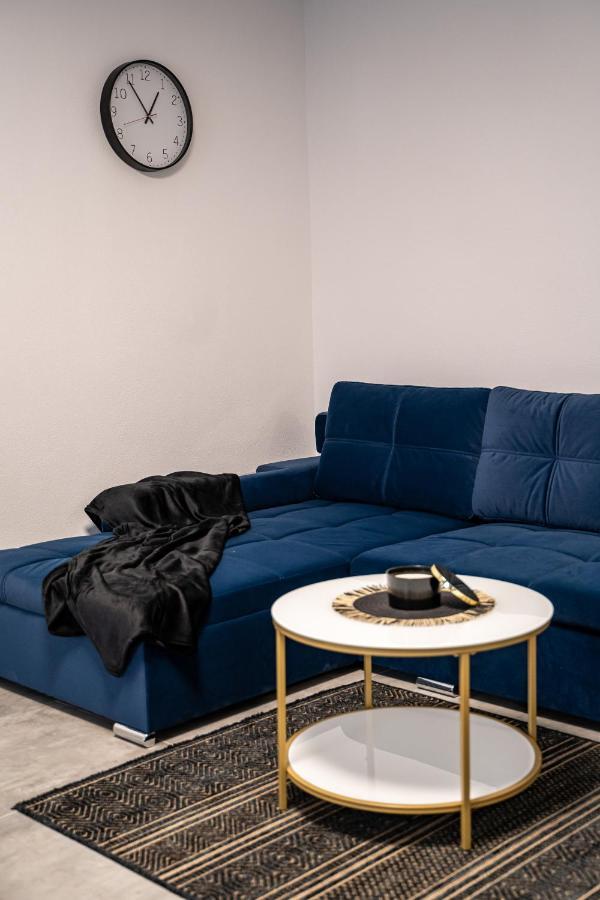 Modern Apartment In Dumbravita Dumbravita  Dış mekan fotoğraf